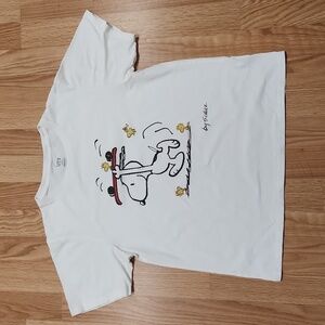 UNIQLO Peanuts Schulz tshirt size medium